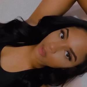 Meet your Posher, Denajah